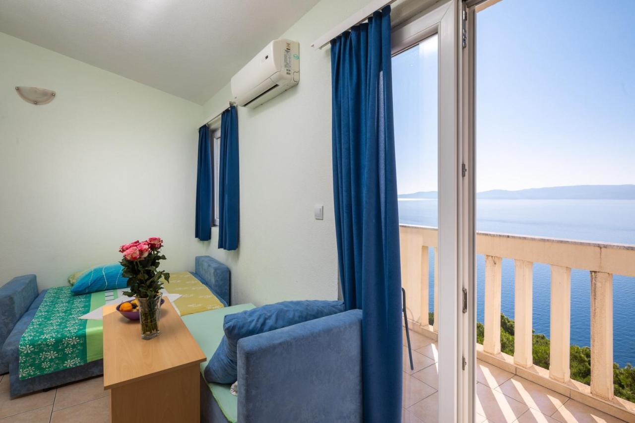 Apartments & Restaurant Galeb Marusici  エクステリア 写真